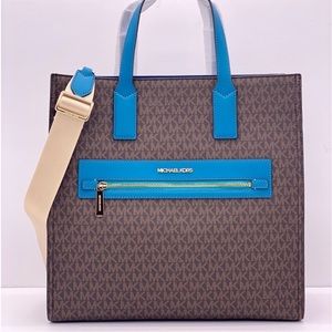 Michael Kors Kenly Large Logo Tote
Lagoon Color